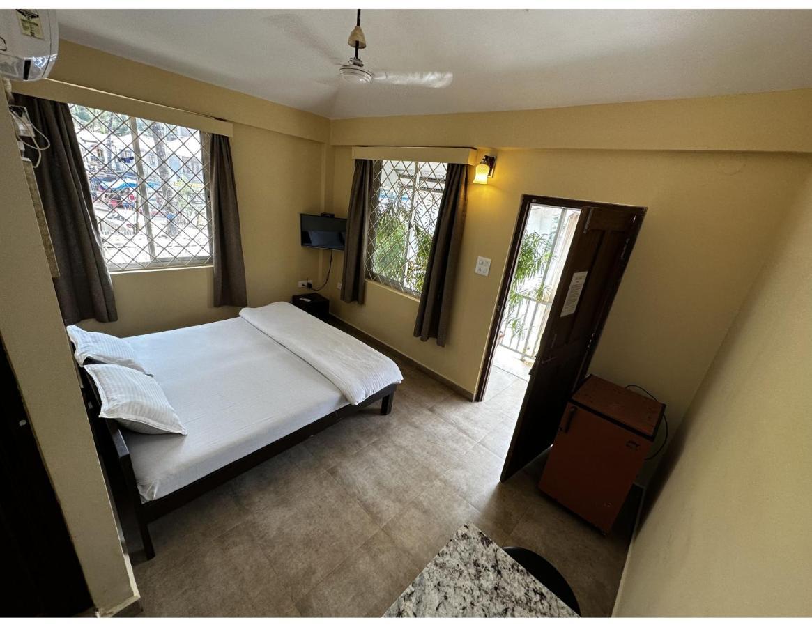 Hotel White Season Calangute Extérieur photo